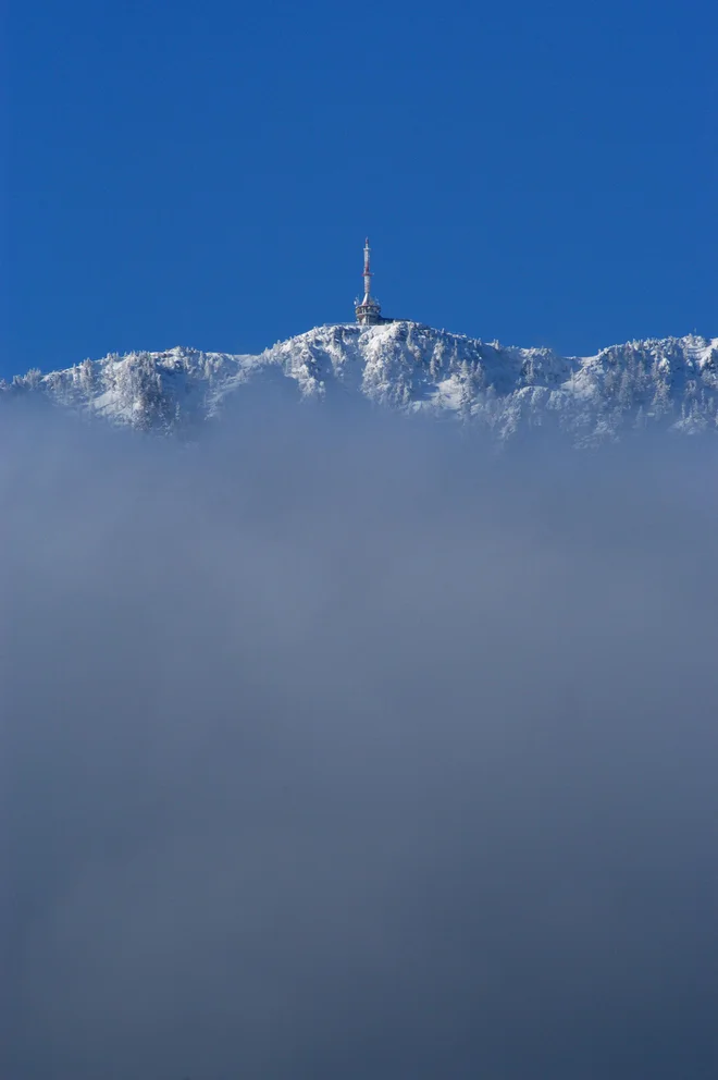 Televizijski oddajnik na vrhu Uršlje gore. FOTO: Tomo Jeseničnik