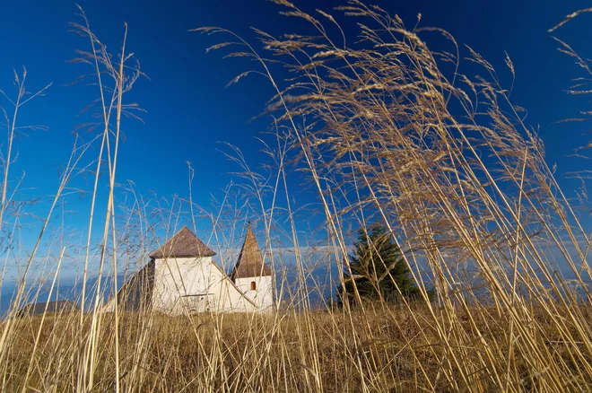 Na god sv. Uršule, 21. oktobra, peti pohod Sto Uršk na Uršljo goro. FOTO: Tomo Jeseničnik