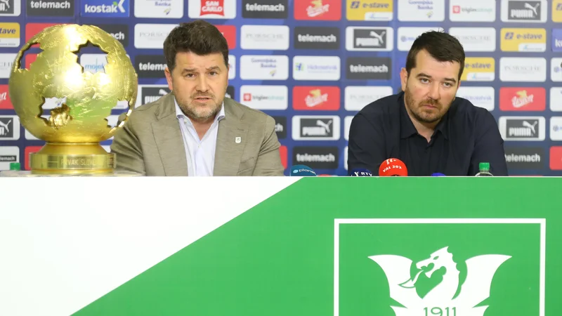 Igor Barišić in Goran Boromisa (desno) imata polne roke dela, nov trener že trka na vrata, sledi še prenova igralskega kadra. FOTO: Dejan Javornik