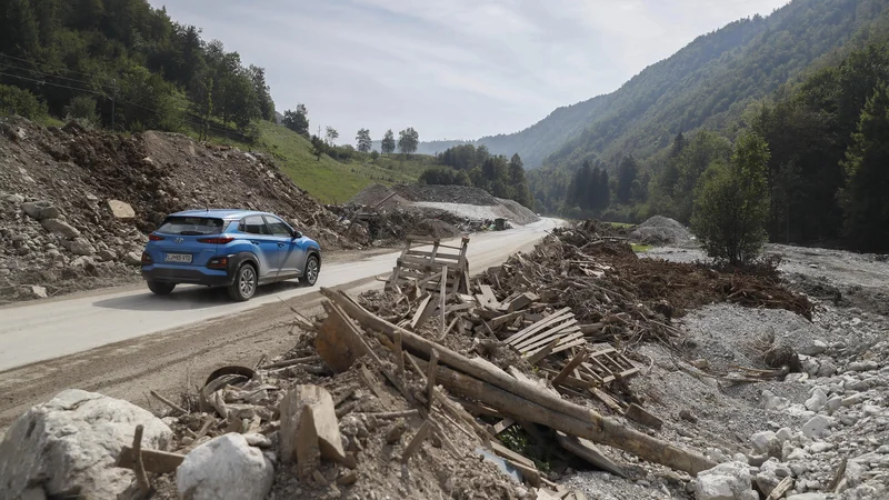 Skupna dolžina poškodovanih vodotokov je 4631 kilometrov. FOTO: Leon Vidic