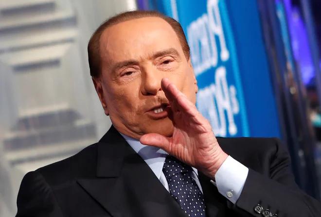 Berlusconijevo kompulzivno nakupovanje se je menda začelo leta 2018, ko ga je pestila nespečnost. FOTO: Remo Casilli/Reuters