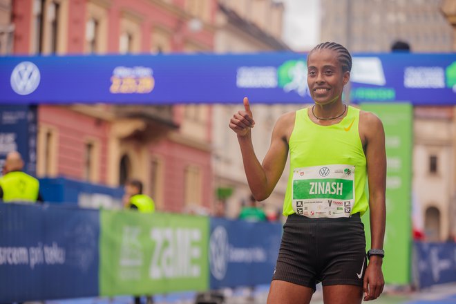 Etiopijka Zinash Gerado Senbeta je izboljšala rekord osrednje slovenske tekaške preizkušnje za ženske (2:21:06). FOTO: Črt Piksi