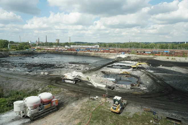 Bioremediacija je do okolja prijazna, saj pri tem ne uporabljajo strupenih ali nevarnih kemikalij. FOTO: Shutterstock

 