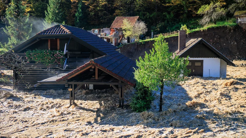 Fotografija: Nova vremenska grožnja je tu. FOTO: Črt Piksi