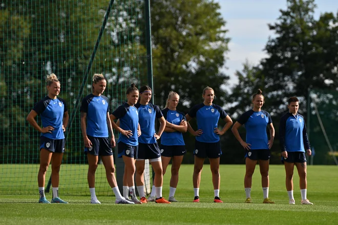 Slovenke so po štirih kolih pri bilanci 0-3-1. FOTO: Miran Alijagić/NZS