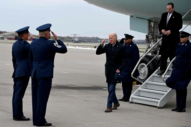 Naslednje leto se bo Biden potegoval za nov predsedniški mandat. FOTO: Andrew Caballero-Reynolds/AFP