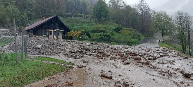 Prizori iz Baške grape. FOTO: Aljaž Leban/Regijski štab CZ za severno Primorsko