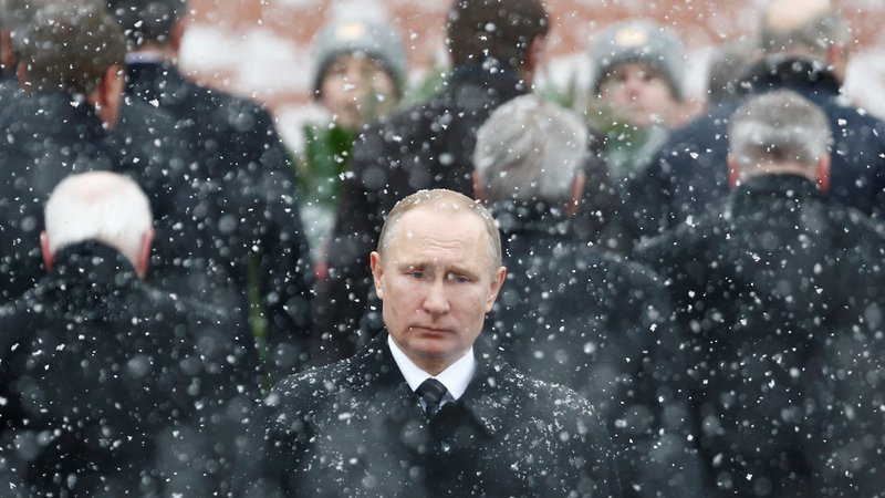 Fotografija: Odločitev o odstopu Ruske federacije od pogodbe o konvencionalnih oboroženih silah v Evropi je že maja sprejel ruski predsednik Vladimir Putin. FOTO: Sergej Karpuhin/Reuters