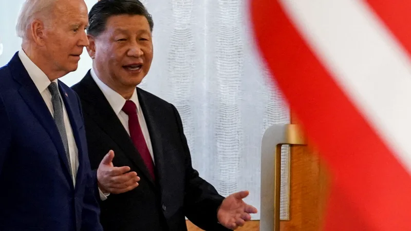 Xi Jinping in Joe Biden bosta lahko drug drugemu povedala, koliko prostora za dialog je še ostalo med Scilami in Karibdami, ki grozijo, da bodo potopile upanje, kar zadeva njuno medsebojno sodelovanje. FOTO: Kevin Lamarque/Reuters