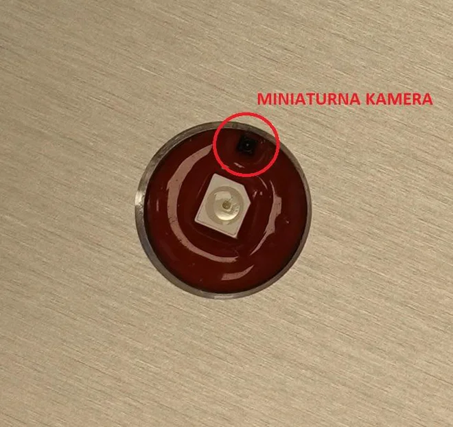 Kamera sicer ni namenjena fotografiranju Zemlje. FOTO: Univerza V Mariboru

 