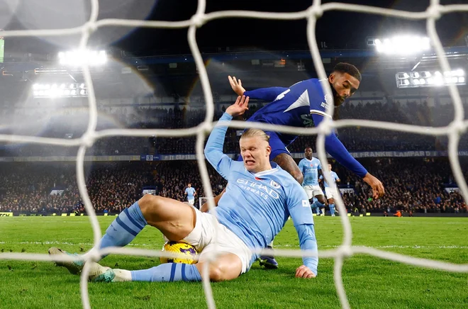 Erling Braut Haaland je zabil dva gola. FOTO: John Sibley/Reuters