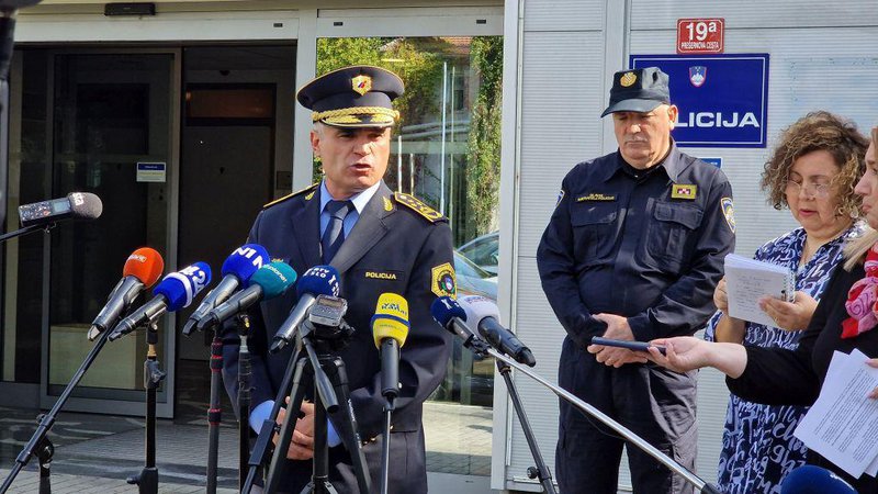 Fotografija: Po presoji upravnega sodišča se Lindav v zahtevi za izdajo začasne odredbe ne more sklicevati na škodo, ki bi v primeru imenovanja Jušića (na fotografiji) na mesto generalnega direktorja nastala policiji. FOTO: Policija