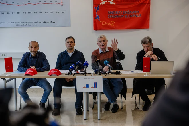 Po stavki se bodo sindikati zaposlenih na UE pogovarjali, ali bodo svoje zahteve še zaostrili in kako. FOTO: Foto Črt Piksi /Delo