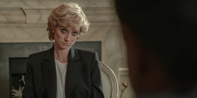 Odzivi na prizore, v katerih princeso Diano v zadnjih letih zakona s Charlesom in po njuni ločitvi upodablja igralka Elizabeth Debicki, so vse prej kot spodbudni. FOTO: Promocijsko gradivo
