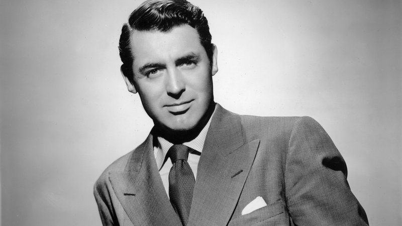 Fotografija: Zdi se, da so časi, ko so vsi želeli biti Cary Grant, že mimo. Živimo v dobi, ko bi vsi radi vedeli, kdo je v resnici bil ta enigmatični igralec. FOTO: Reuters