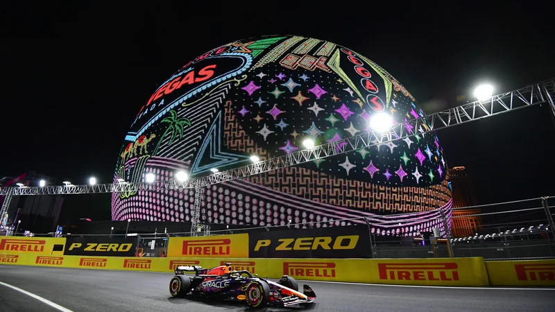 Fotografija: Max Verstappen je bil za uvod na progi le nekaj minut. FOTO: Gary A. Vasquez/Reuters