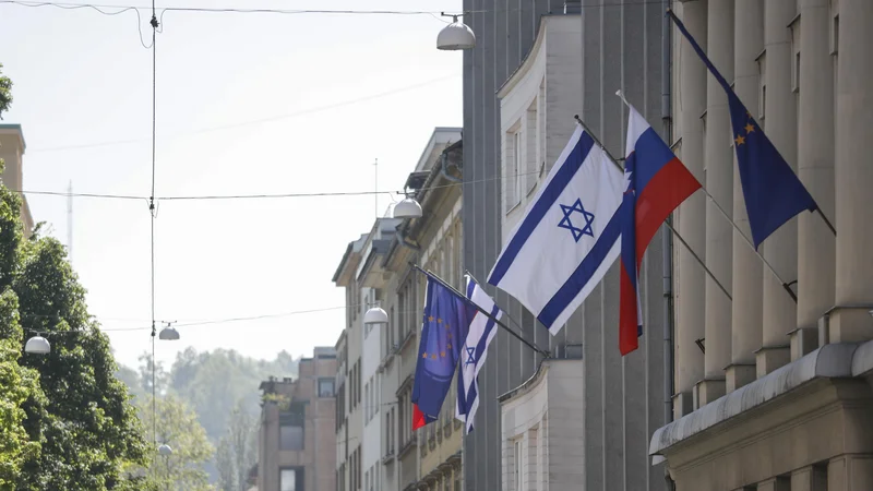Po osamosvojitvi se je nadaljevala izraelska podpora Sloveniji pri vzpostavljanju gospodarskih in znanstvenih povezav v Aziji in drugih delih sveta. FOTO: Uroš Hočevar