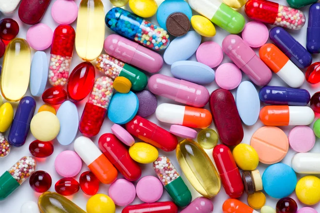 Kot ljudje smo postali vse manj samostojni, vse manj skrbimo za svoje zdravje, ker medicina nastopa kot edina, ki je uradno zadolžena za to skrb. FOTO: Shutterstock