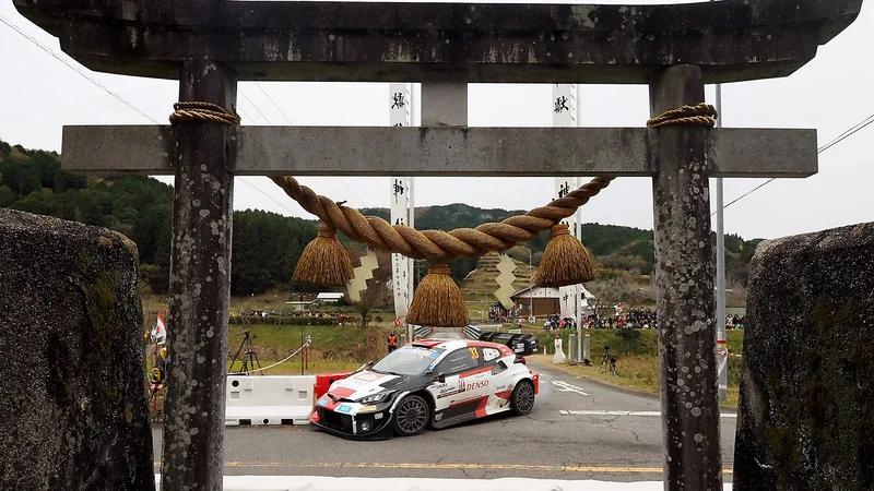 Fotografija: Elfyn Evans je trenutni kralj na japonskem reliju. FOTO: Tošifumi Kitamura/AFP