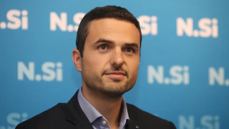 Fotografija: Naslednji meseci bodo zato naporni, saj morajo biti utrjeni za naslednji mandat, napoveduje Matej Tonin. FOTO: Tadej Regent