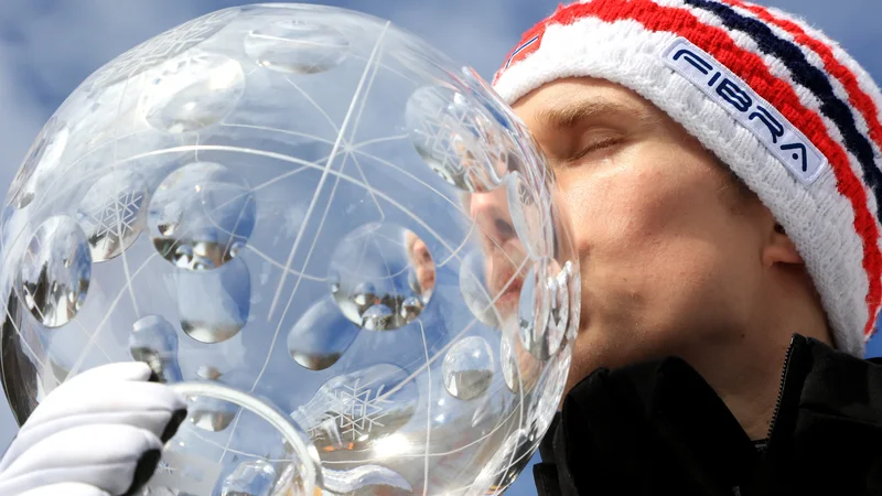 Fotografija: Norveški skakalni as Halvor Egner Granerud bo v novi sezoni svetovnega pokala lovil že tretji veliki kristalni globus. FOTO: Borut Živulović/Reuters