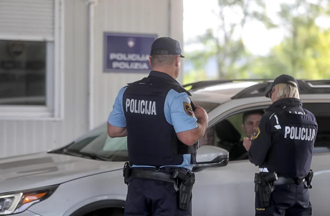 To je že drugi z alkoholom povezan odstop v dveh mesecih, oktobra je zato odstopil generalni državni tožilec Drago Šketa. FOTO: Blaž Samec/Delo