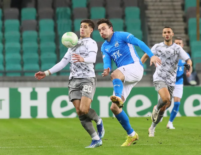 Nemanja Motika je še mlad, ima znanje, ambicioznost in drznost, ki jih razvija v Ljubljani in pri Olimpiji. Foto Dejan Javornik