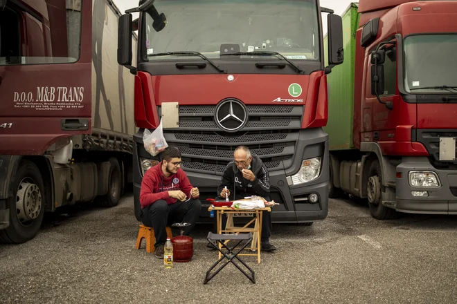 Med argumenti za zamik uveljavitve zakona je, da bi se v sektorjih gradbeništva (kjer je več kot polovica napotenih delavcev), tehničnih storitev in transporta zmanjšalo število zaposlenih. FOTO: Voranc Vogel