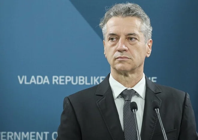Robert Golob je pred časom dejal, da bo imena novih kandidatov za ministre sporočil do konca novembra. FOTO: Jože Suhadolnik/Delo