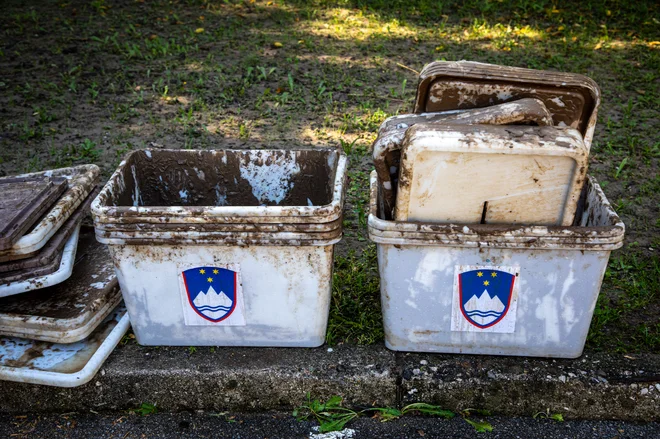 Vlada Roberta Goloba bo morala močneje in drugače poprijeti za delo, da bo prišla do rednih volitev in popravila kritične ocene javnosti. FOTO: Voranc Vogel