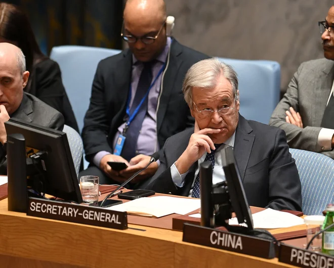 »Globoko obžalujem, da so se v Gazi znova začele vojaške operacije,« je Guterres zapisal na družbenem omrežju X. FOTO: Andrea Renault/AFP