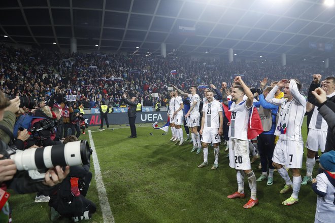 Slovenci so si zagotovili evropsko prvenstvo z zmago nad Kazahstanom. FOTO: Leon Vidic