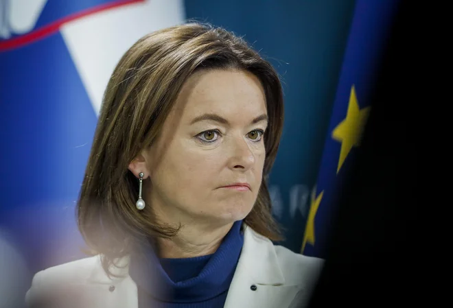 V diplomatskih vrstah se sprašujejo, ali bo Fajonova odhode diplomatov sploh sposobna nadomestiti. FOTO: Jože Suhadolnik