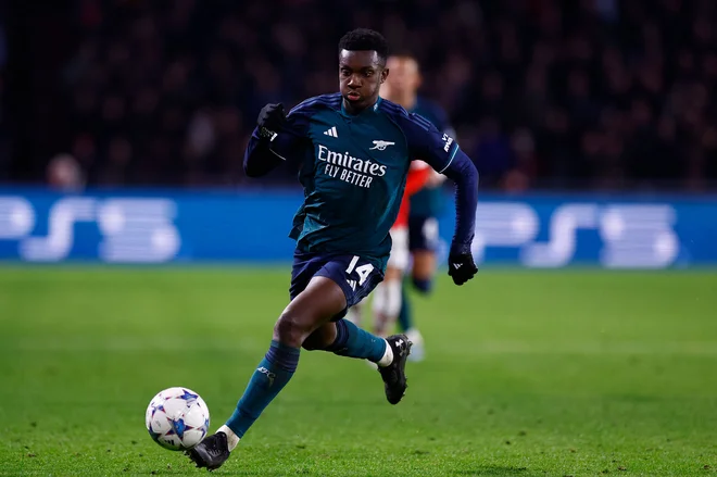 Eddie Nketiah je zadel za točko Arsenala, remi je bil dovolj tudi za PSV. FOTO: Kenzo Tribouillard/AFP