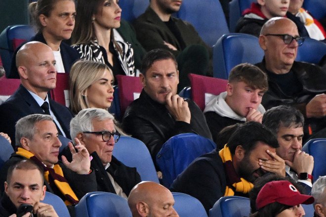 Francesco Totti je maja letos pokazal javnosti tudi svojo novo spremljevalko. FOTO: Alberto Lingria/Reuters