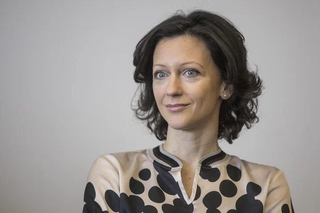 Gradimo mrežo, ki jim bo lahko vsaj nekoliko olajšala ta prizadevanja in preskočila katero od časovno zamudnih ovir, je povedala predsednica kluba Saša Mrak Hendrickson. FOTO: Voranc Vogel/Delo