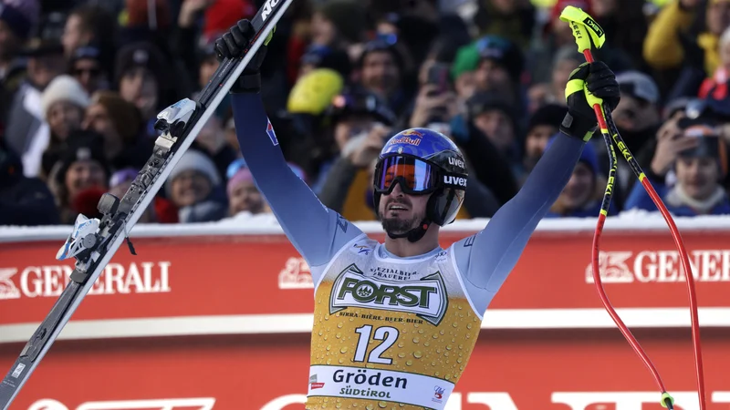 Po 46 letih se je zmage v Val Gardeni znova veselil domači tekmovalec, Dominik Paris je nasledil Herberta Planka. FOTO: Leonhard Föger/Reuters