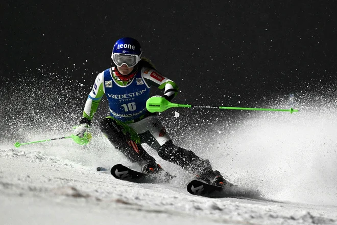 Andreja Slokar se je povzpela s 16. mesta na 10. FOTO: Jeff Pachoud/AFP