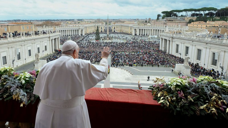 Fotografija: Papež Frančišek: »Naj se končata podžiganje nasilja in sovraštva.« FOTO: Reuters