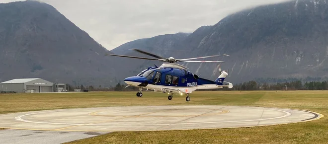 Helikopter letalske policije. FOTO: PU Nova Gorica 