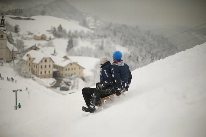 V primerjavi z lanskim letom se je povečal strah pred širjenjem nestrpnosti med ljudmi, več ljudi pa se boji tudi politične nestabilnosti v Sloveniji. FOTO: Jure Eržen/Delo