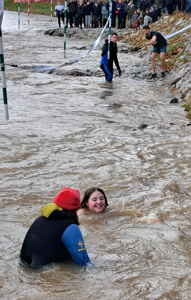 Šest stopinj Celzija je očitno lahko zelo prijetnih. FOTO: Špela Kuralt/Delo