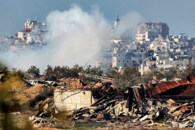 Osrednji cilj Blinknove turneje bo omejiti nevarnost prelivanja nasilja iz Izraela in palestinskih ozemelj v druge dele Bližnjega vzhoda in okolice. FOTO: Jack Guez/Afp