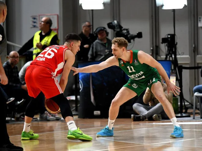 Jaka Blažič je tekmo končal s 14 točkami in 8 skoki. FOTO: Tine Ružić/Cedevita Olimpija