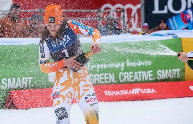 Petra Vlhova je bila velika junakinja dveh dnevov v Kranjski Gori. FOTO: Matej Družnik/Delo