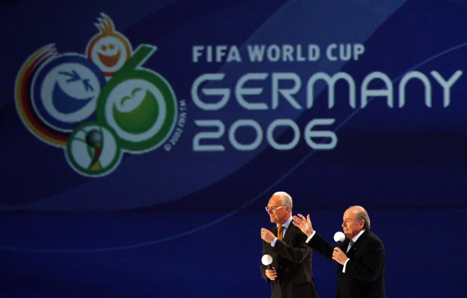 Leta 2006 je Franz Beckenbauer pripeljal svetovno prvenstvo nazaj v Nemčijo. FOTO: Francois-xavier Marit/AFP