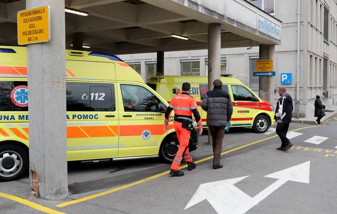 Za vse nujne primere bo poskrbljeno. FOTO: Blaž Samec/Delo