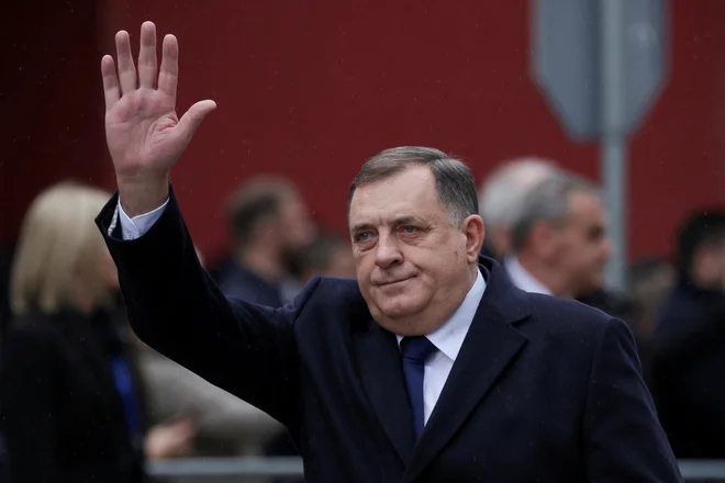 Dodik je zaradi proruske politike in rožljanja z odcepitvijo nenehno tarča kritik zahodnih držav. Foto Dado Ruvic/Reuters