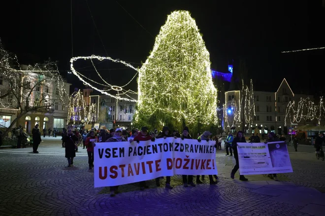 Glas ljudstva je svoj zakon, po katerem bi vsi imeli osebnega zdravnika, že oddal. FOTO: Črt Piksi