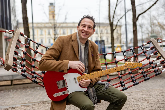 Robert Petan je mladi mojster duhovitih pesmi. Foto Črt Piksi